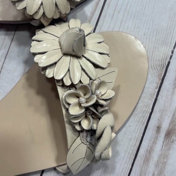 Sophia Webster Tan Floral & Beads Toe Sandals Size 7 - Picture 6 of 12
